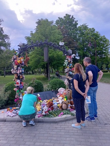 &laquo;Надеюсь, Господь снимет этот морок&raquo;: актёр Николай Иванов о вере, Донбассе и о том, на что откликается душа