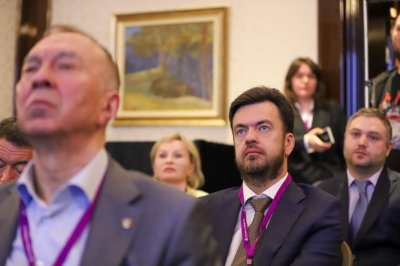 Михаил Мурашко принял участие в конгрессе «Человек и лекарство» Михаил Мурашко принял участие в конгрессе «Человек и лекарство»