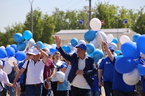 «Дзержинский Арбат» в День Города объединил сотни горожан «Дзержинский Арбат» в День Города объединил сотни горожан