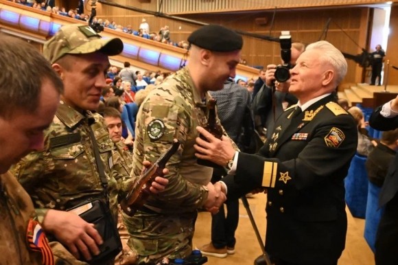 Вице-адмирал Николай Михеев: В Государственном Кремлевском дворце прошёл лучший концерт в этом столетии Вице-адмирал Николай Михеев: В Государственном Кремлевском дворце прошёл лучший концерт в этом столетии