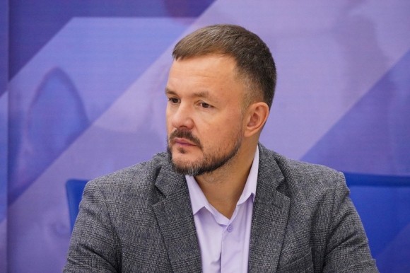 Депутат из Ангарска Денис Ягодзинский: как быть полезным для общества в зоне СВО и в мирное время Депутат из Ангарска Денис Ягодзинский: как быть полезным для общества в зоне СВО и в мирное время