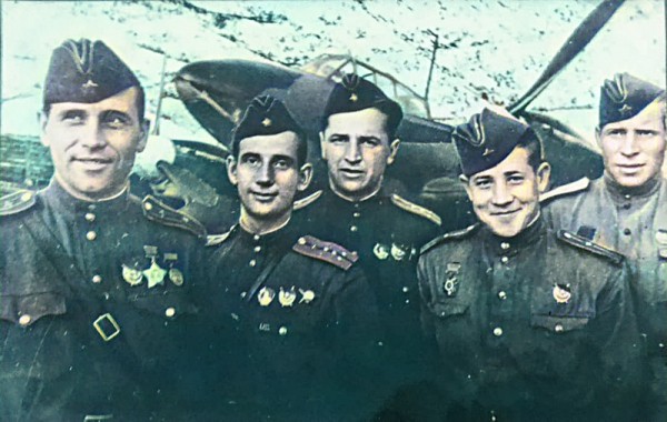 Жизнь, отданная небу Жизнь, отданная небу