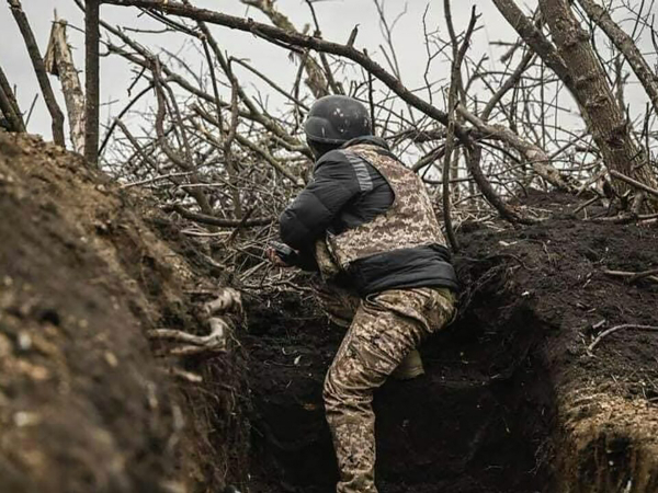 Идет бой: ДРГ ВСУ при поддержке танков попыталась прорваться в Белгородскую область Идет бой: ДРГ ВСУ при поддержке танков попыталась прорваться в Белгородскую область