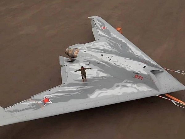 Военкор Коц: в зоне СВО впервые уничтожен российский дрон С-70 «Охотник» (ФОТО) Военкор Коц: в зоне СВО впервые уничтожен российский дрон С-70 «Охотник» (ФОТО)