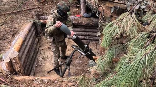 Артиллерия группировки войск «Днепр» громит врага в Херсонской области Артиллерия группировки войск «Днепр» громит врага в Херсонской области