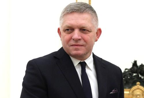 Фицо рассказал, что Путин гарантировал ему выполнение Россией обязательств по поставкам газа Словакии Фицо рассказал, что Путин гарантировал ему выполнение Россией обязательств по поставкам газа Словакии