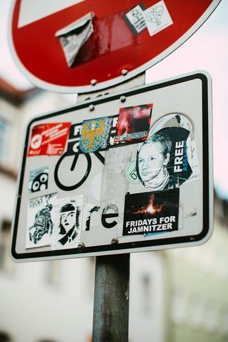 Основатель WikiLeaks Джулиан Ассанж намерен добиваться официального помилования
