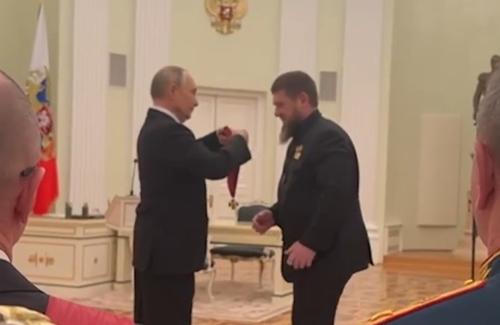 Путин вручил Кадырову орден &laquo;За заслуги перед Отечеством&raquo; II степени
