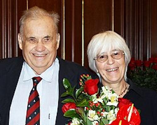 Ушла из жизни вдова Эльдара Рязанова Эмма Абайдуллина Ушла из жизни вдова Эльдара Рязанова Эмма Абайдуллина