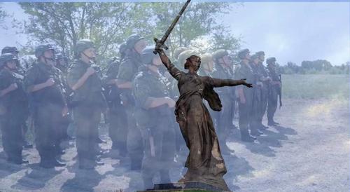 Враги не дремлют, не гнушаясь использовать в своих целях даже материнскую любовь