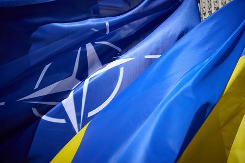 Зеленский: Украину не берут в НАТО из-за позиции США Зеленский: Украину не берут в НАТО из-за позиции США